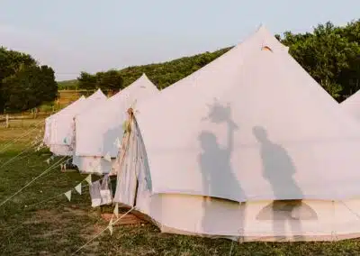 mariage boheme wild dans un domaine viticole du gard