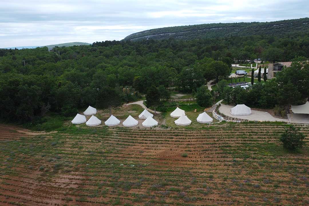 location de tente mariage a la grange de javon
