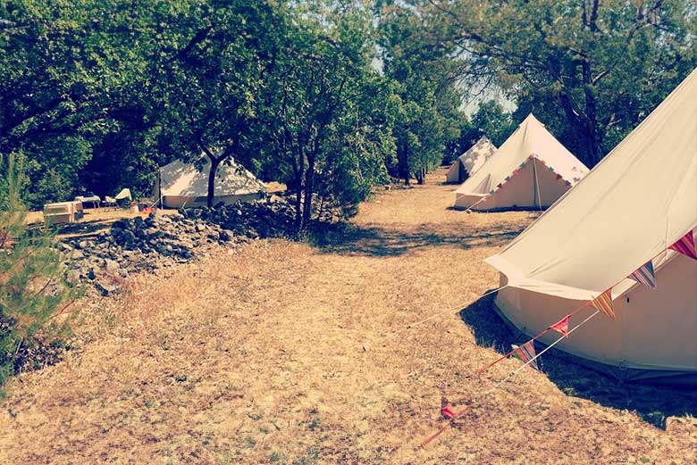 location tentes mariage camping le rouquier seillans