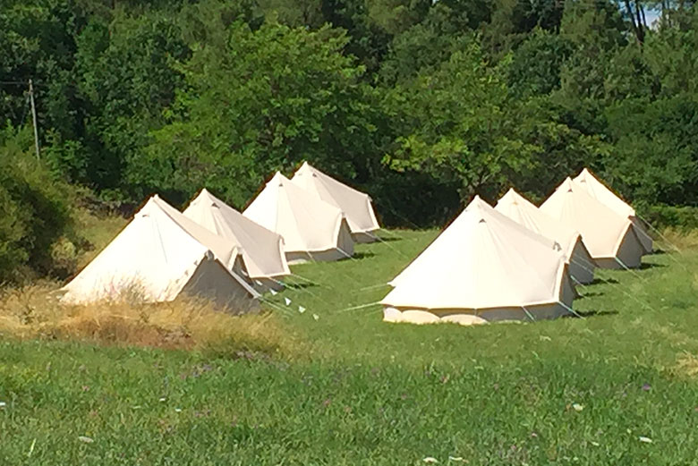 location de tente mariage chateau de versas en ardeche